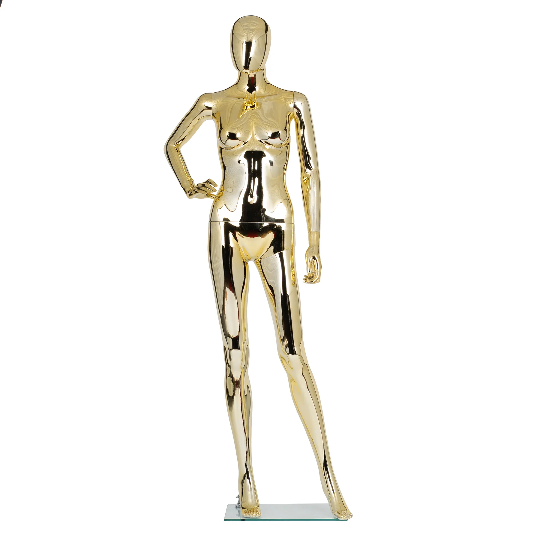 vybavenie obchodu figuríny vešiaky stojany doplnky Poľsko